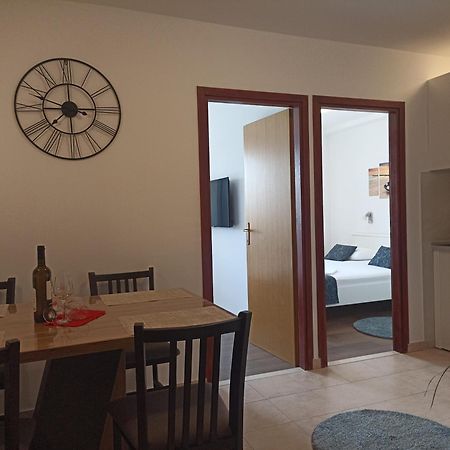 Apartments Baldo Slano Εξωτερικό φωτογραφία