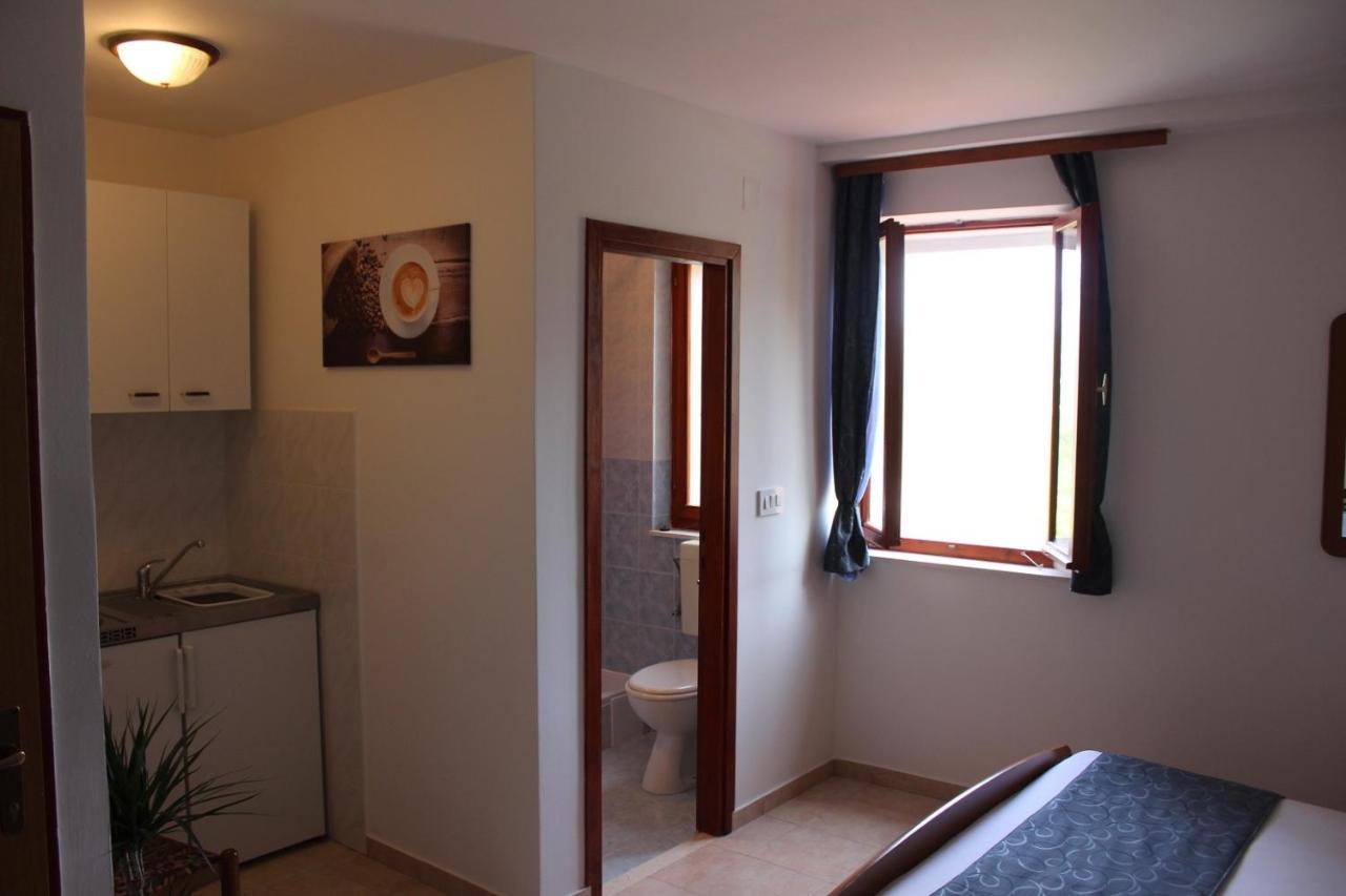 Apartments Baldo Slano Εξωτερικό φωτογραφία