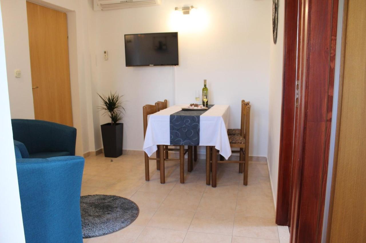 Apartments Baldo Slano Εξωτερικό φωτογραφία